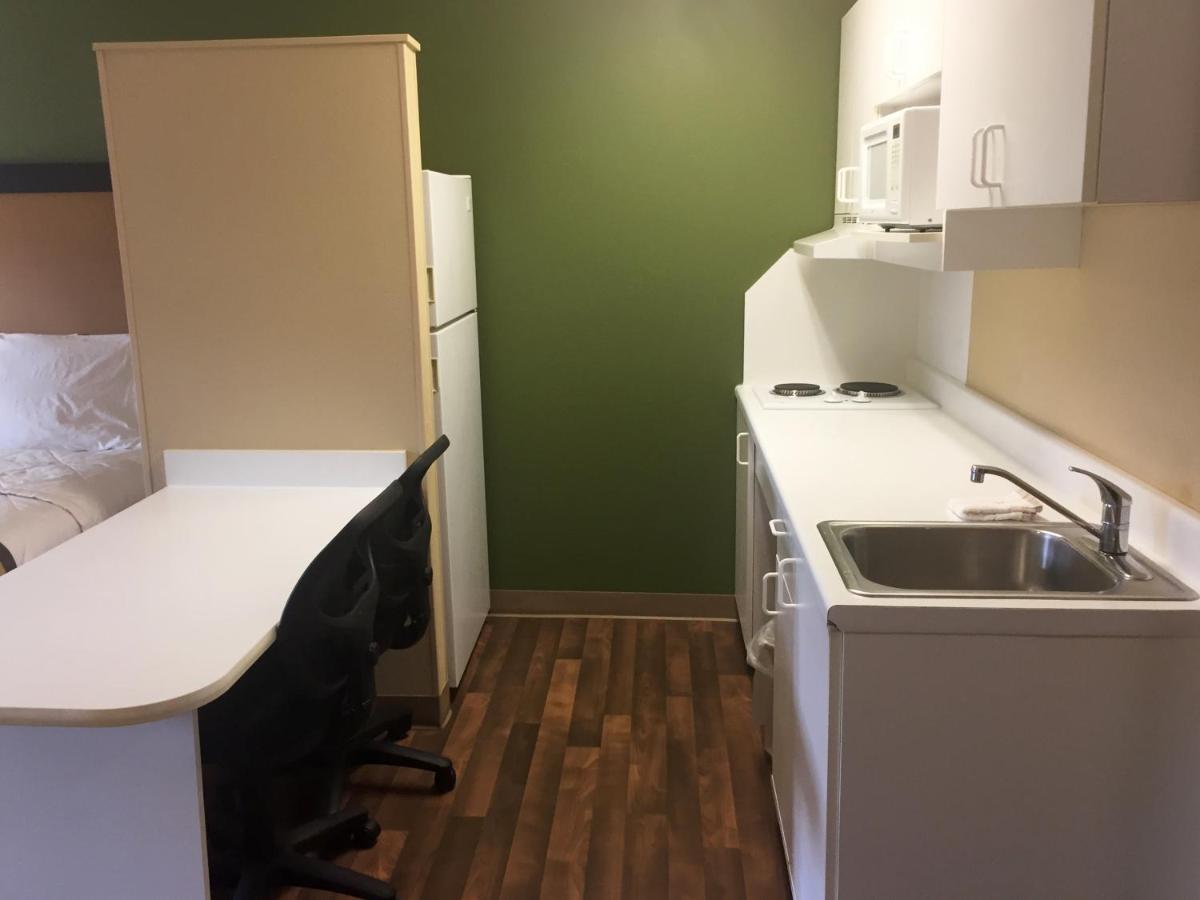 Extended Stay America Suites - Kansas City - Airport Dış mekan fotoğraf
